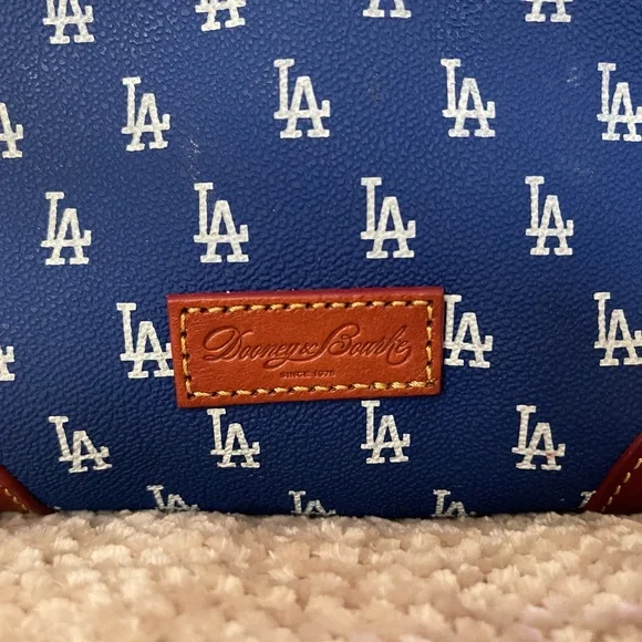 Dooney & Bourke Los Angeles Dodgers Cosmetic Pouch - Picture 2 of 8